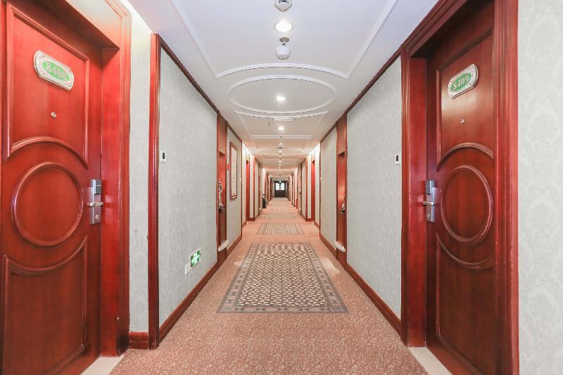 Vienna Hotel Shenzhen Exibition Center Exterior photo